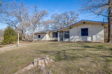 1019 Glenwick Lane Arlington TX 76012