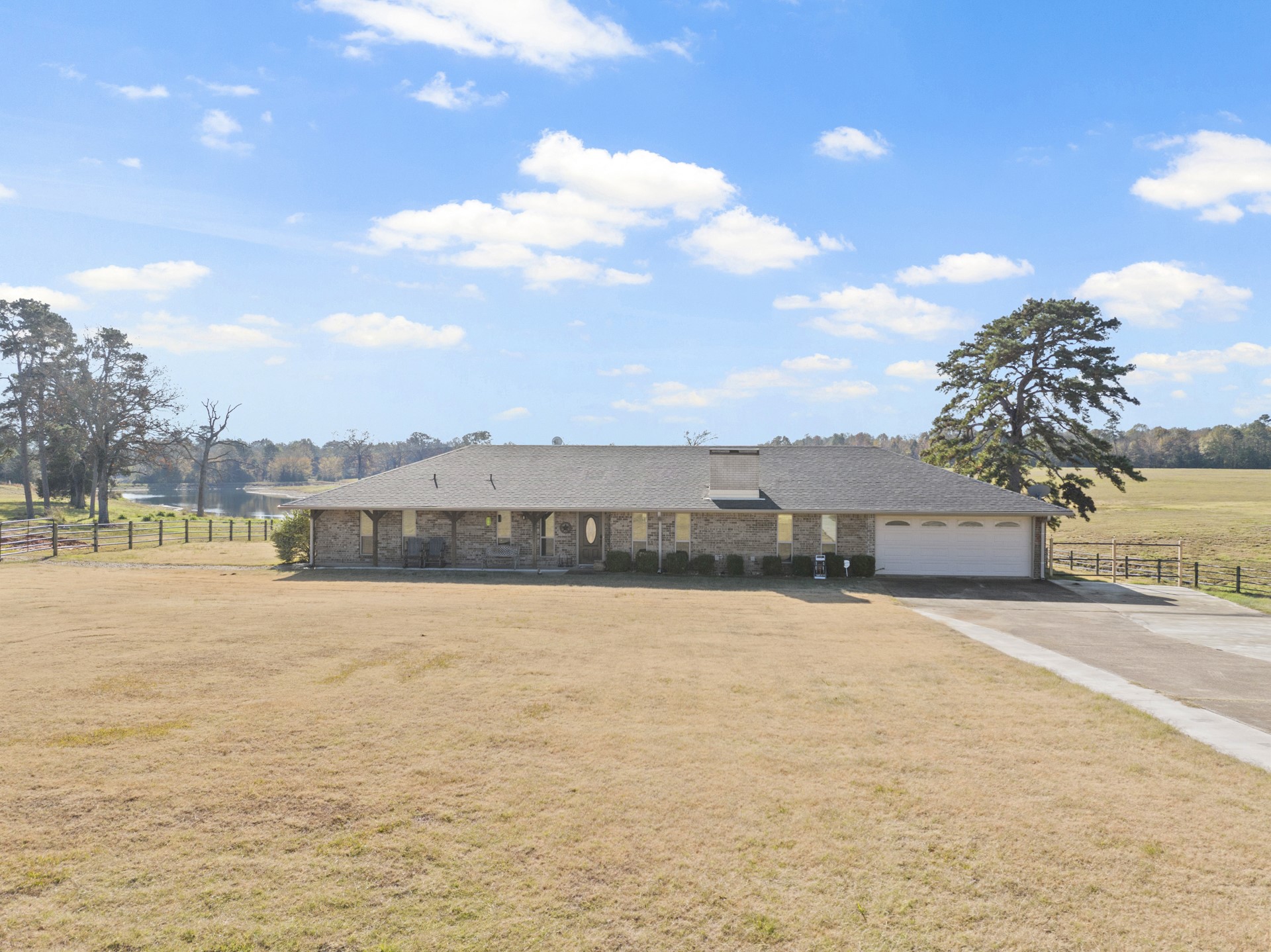 537 SW 12th Avenue Mt Pleasant TX 75455
