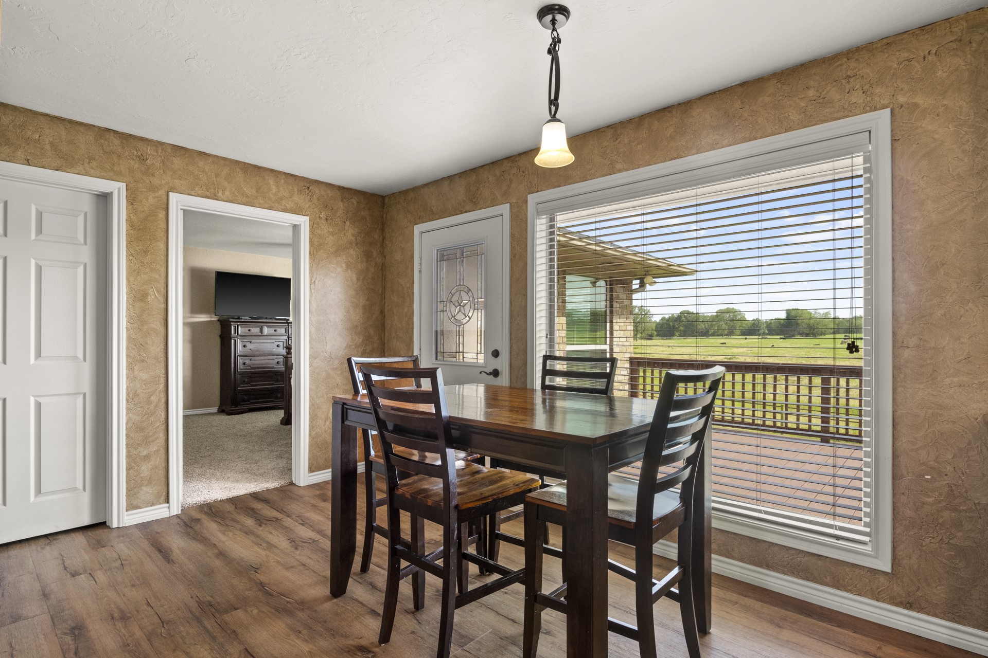 537 SW 12th Avenue Mt Pleasant TX 75455