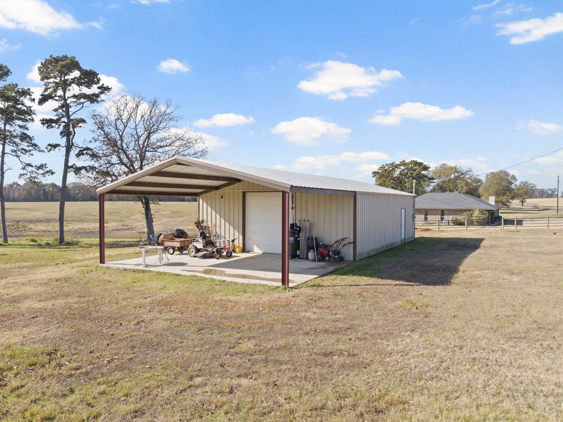 537 SW 12th Avenue Mt Pleasant TX 75455
