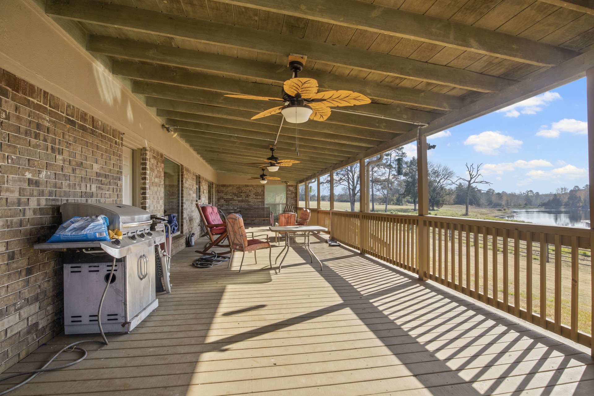 537 SW 12th Avenue Mt Pleasant TX 75455