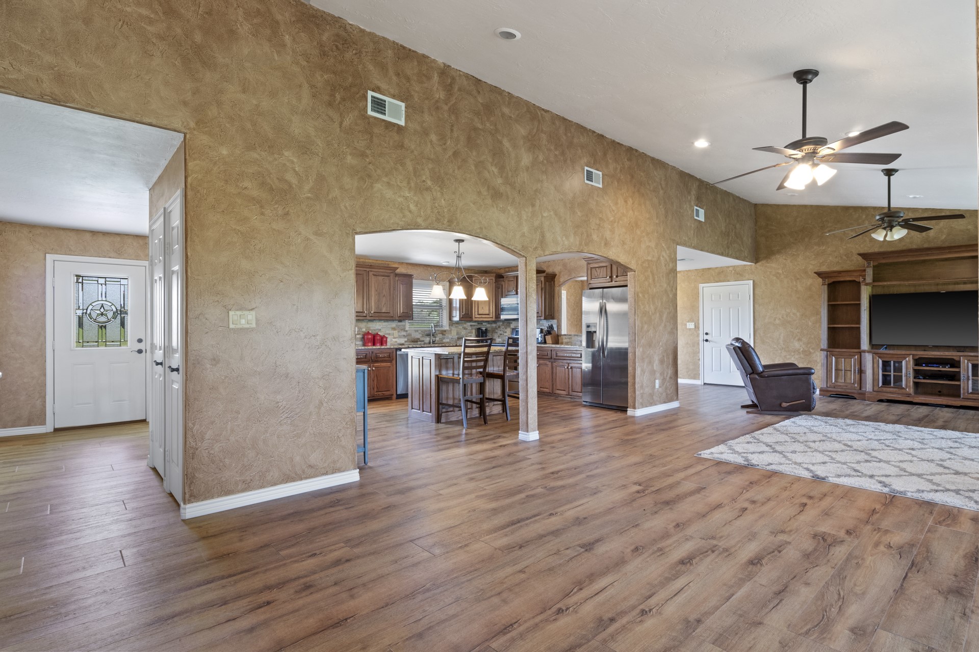 537 SW 12th Avenue Mt Pleasant TX 75455