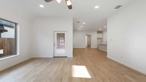 2813 Fargo Mews Fate TX 75087