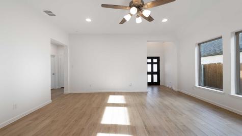 2813 Fargo Mews Fate TX 75087