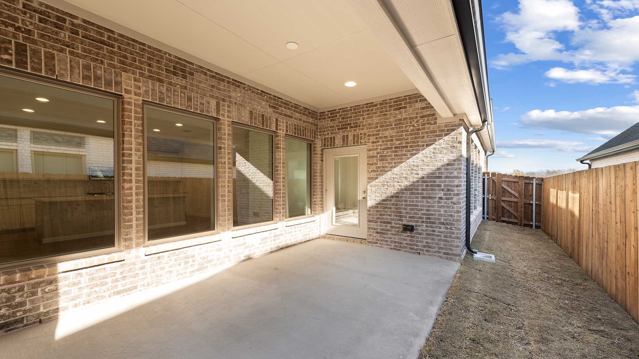 2813 Fargo Mews Fate TX 75087
