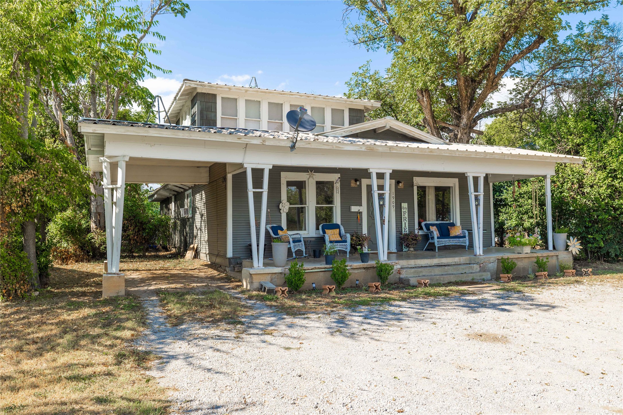 1909 Coggin Avenue Brownwood TX 76801