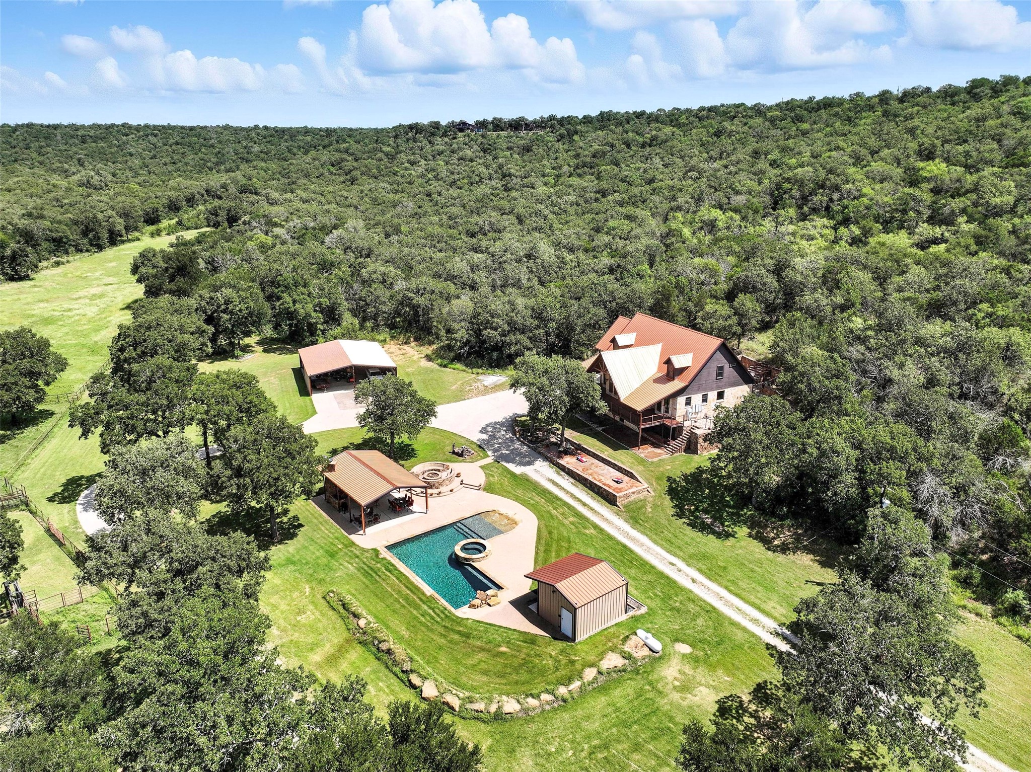 6135 Dobbs Valley Road Millsap TX 76066