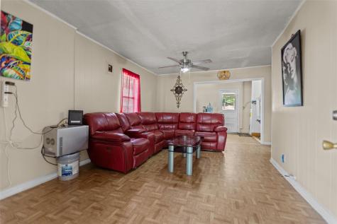 606 N Needmore Street Athens TX 75751