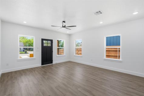 1023 Kane Street Bellmead TX 76705