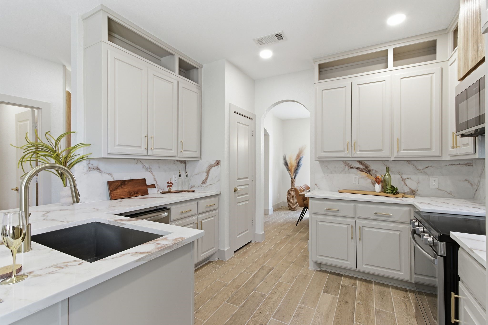 1902 Bentwood Court Grapevine TX 76051