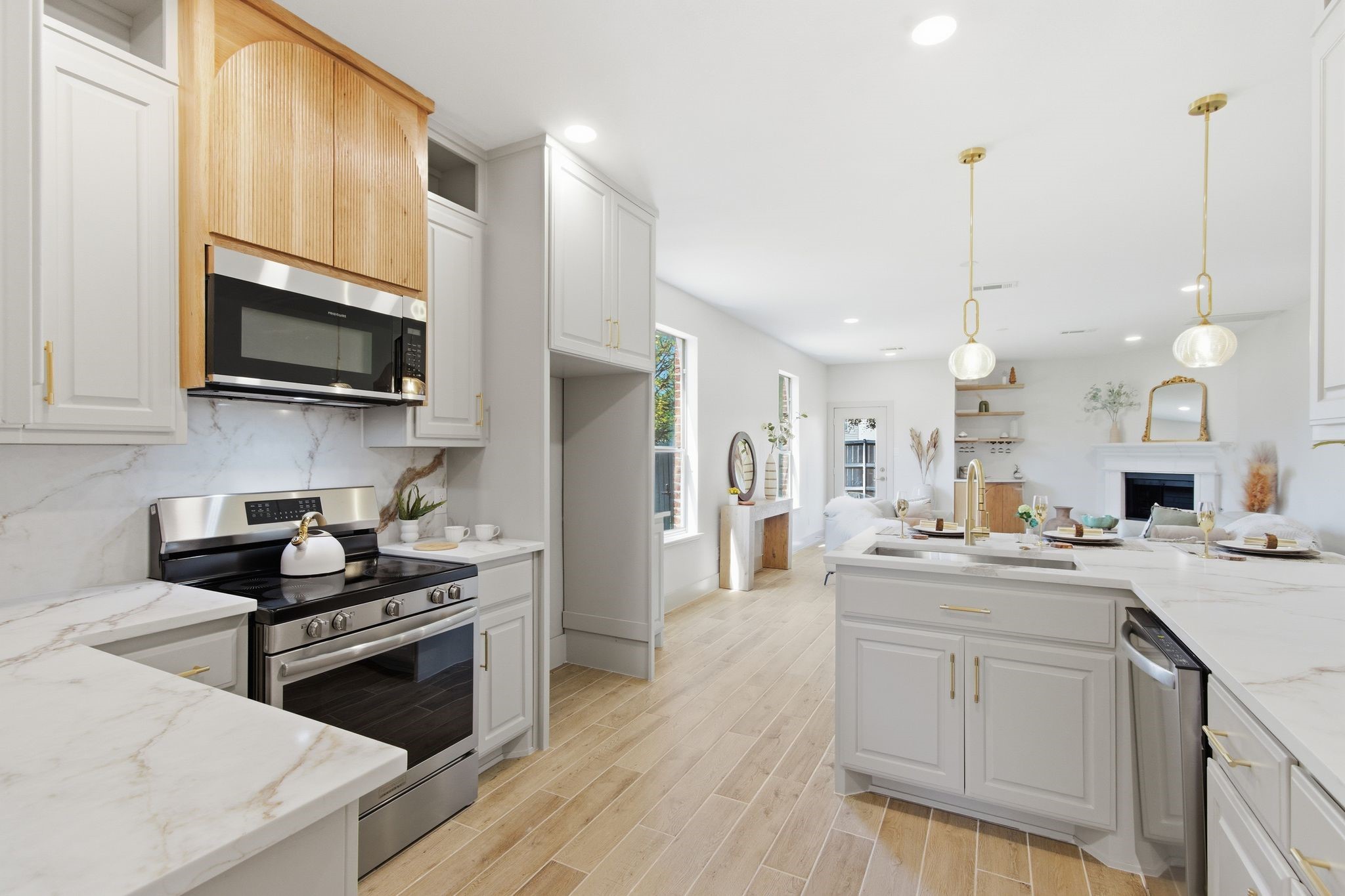 1902 Bentwood Court Grapevine TX 76051