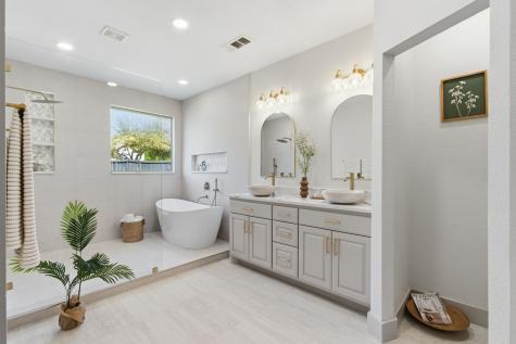 1902 Bentwood Court Grapevine TX 76051