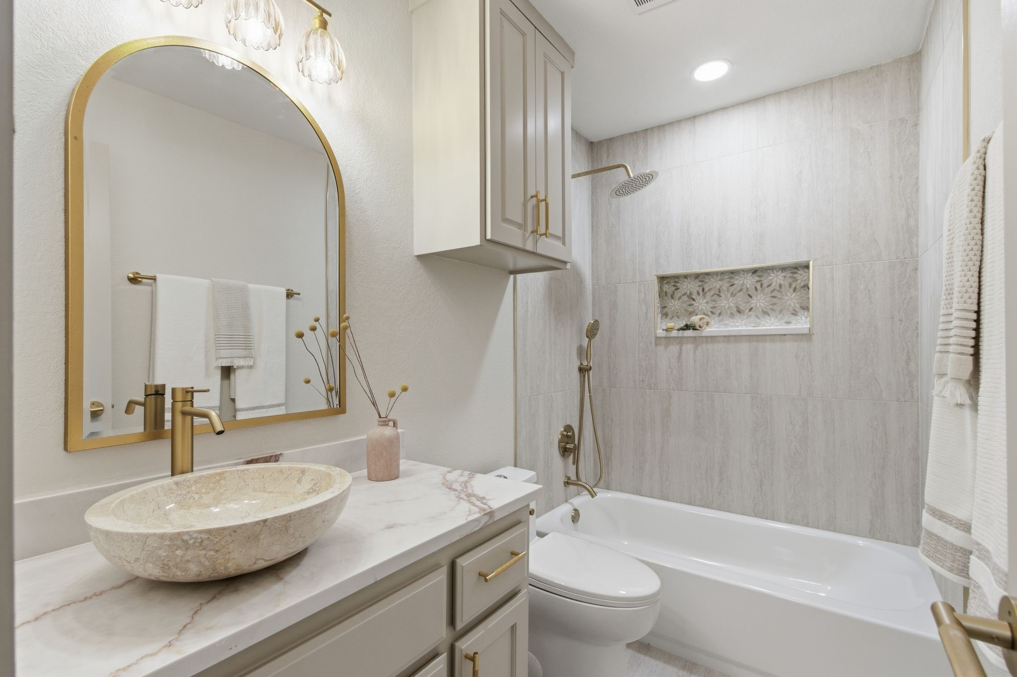 1902 Bentwood Court Grapevine TX 76051