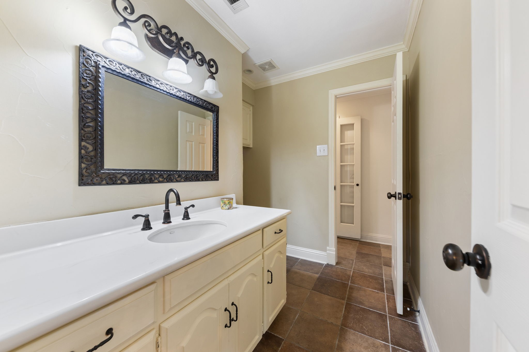 7622 Windmill Lane Garland TX 75044