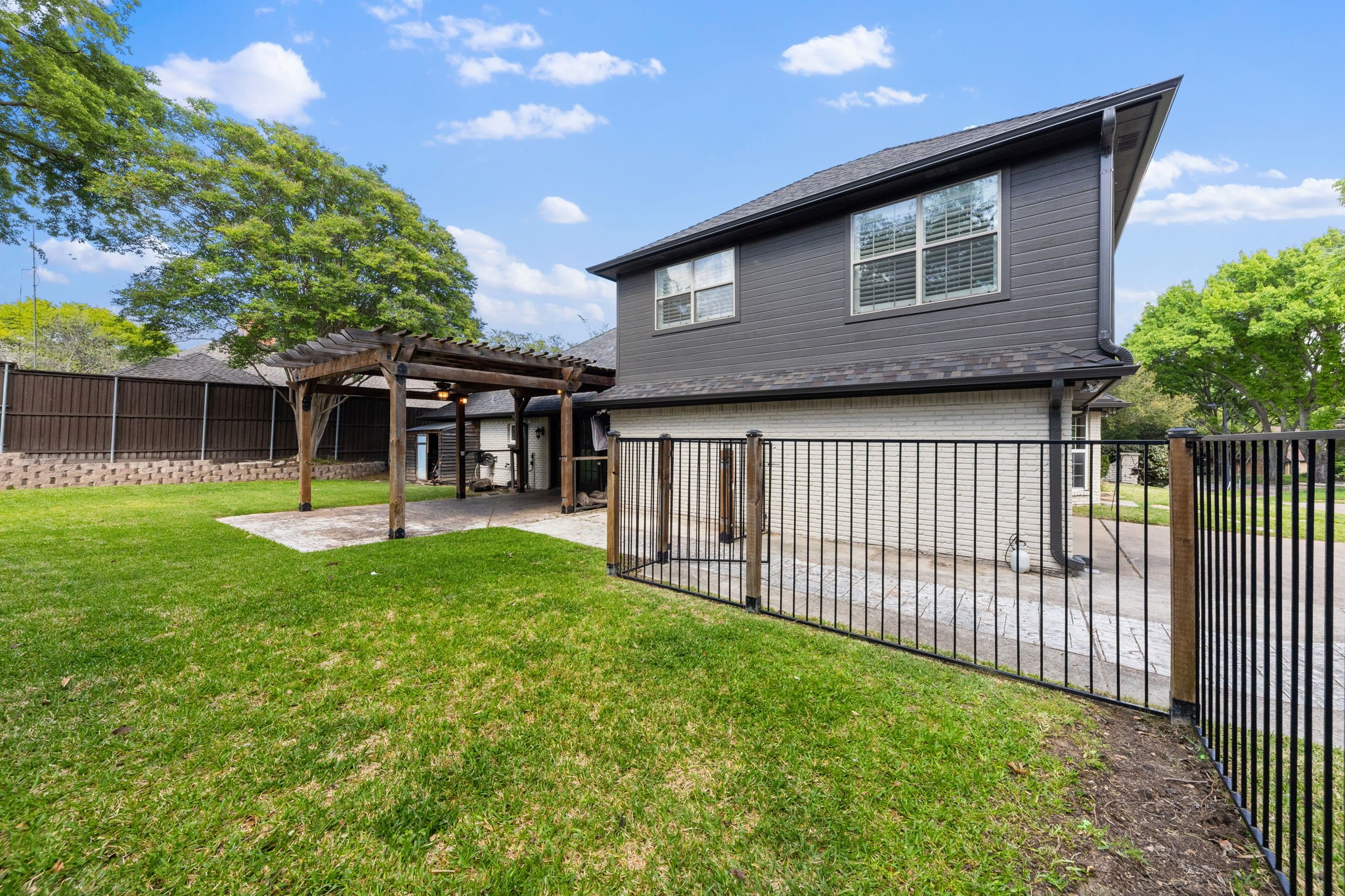 7622 Windmill Lane Garland TX 75044