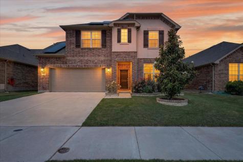 940 Crest Breeze Drive Fort Worth TX 76052