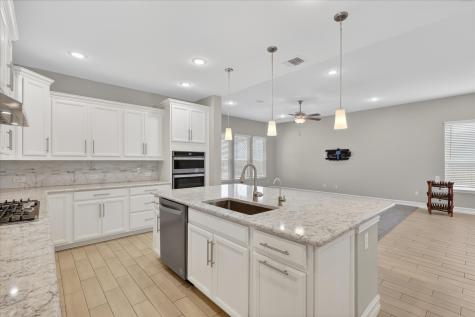 940 Crest Breeze Drive Fort Worth TX 76052