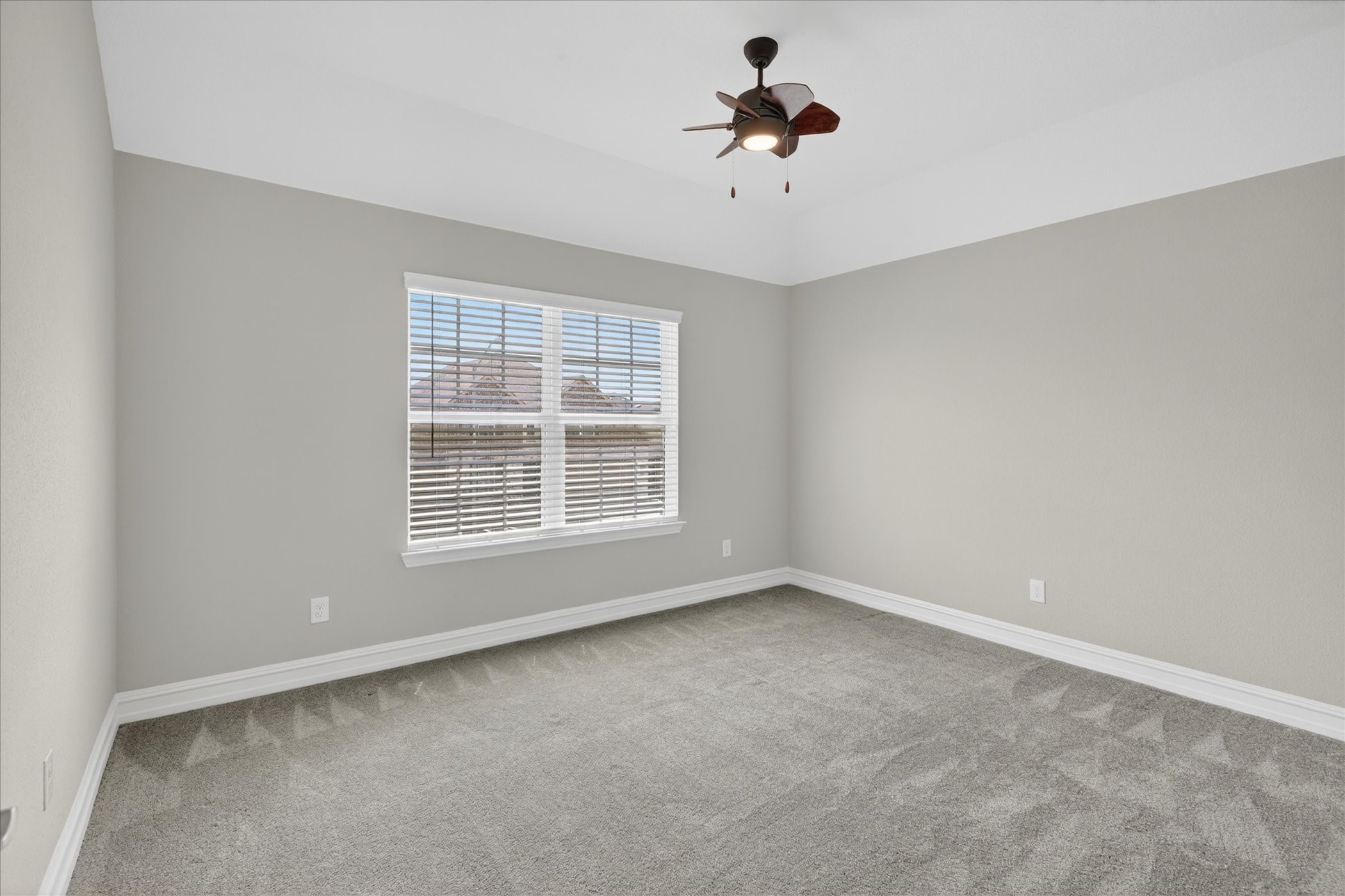 940 Crest Breeze Drive Fort Worth TX 76052