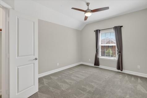 940 Crest Breeze Drive Fort Worth TX 76052