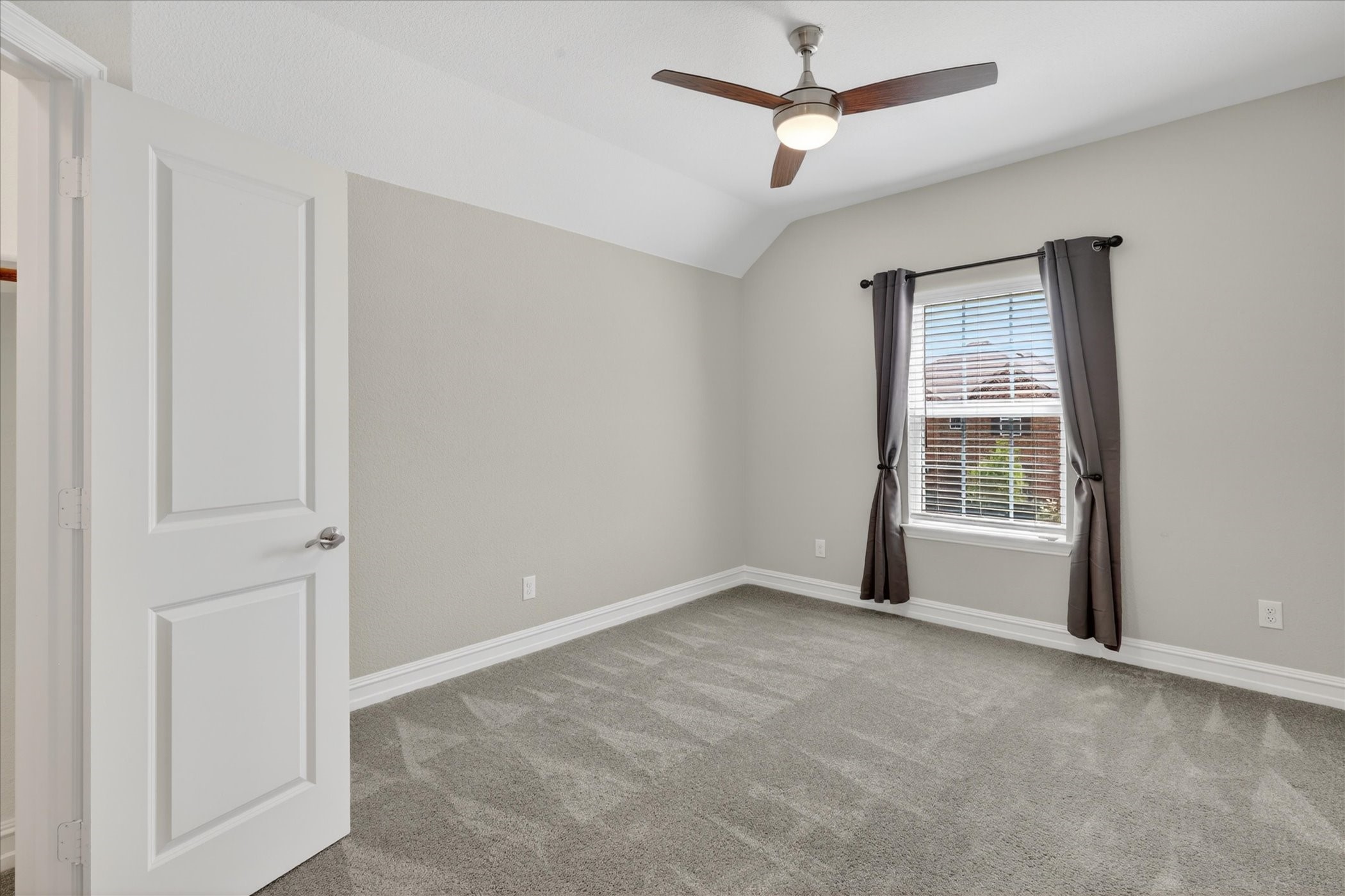 940 Crest Breeze Drive Fort Worth TX 76052
