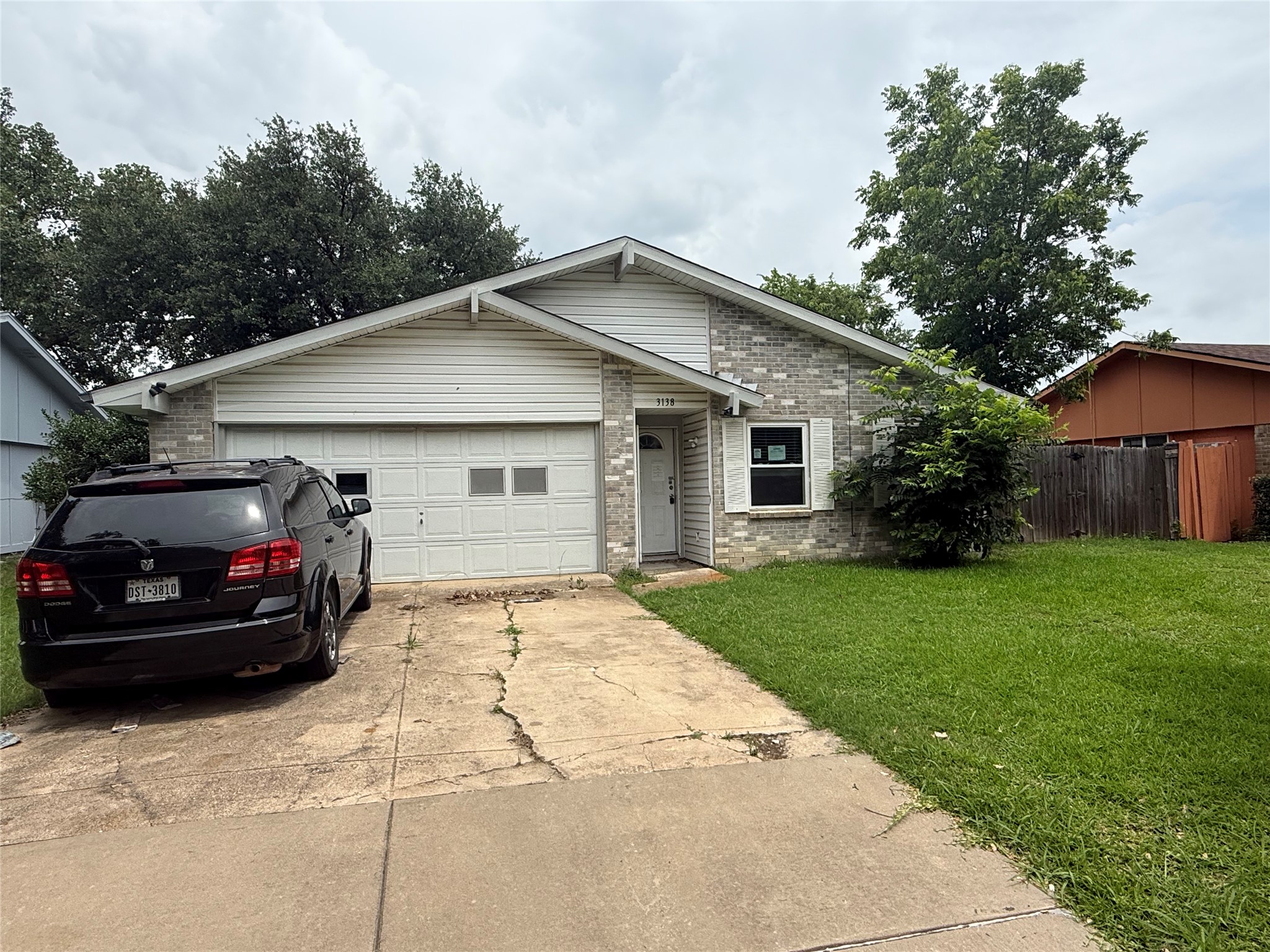 3138 Abbey Road Carrollton TX 75007