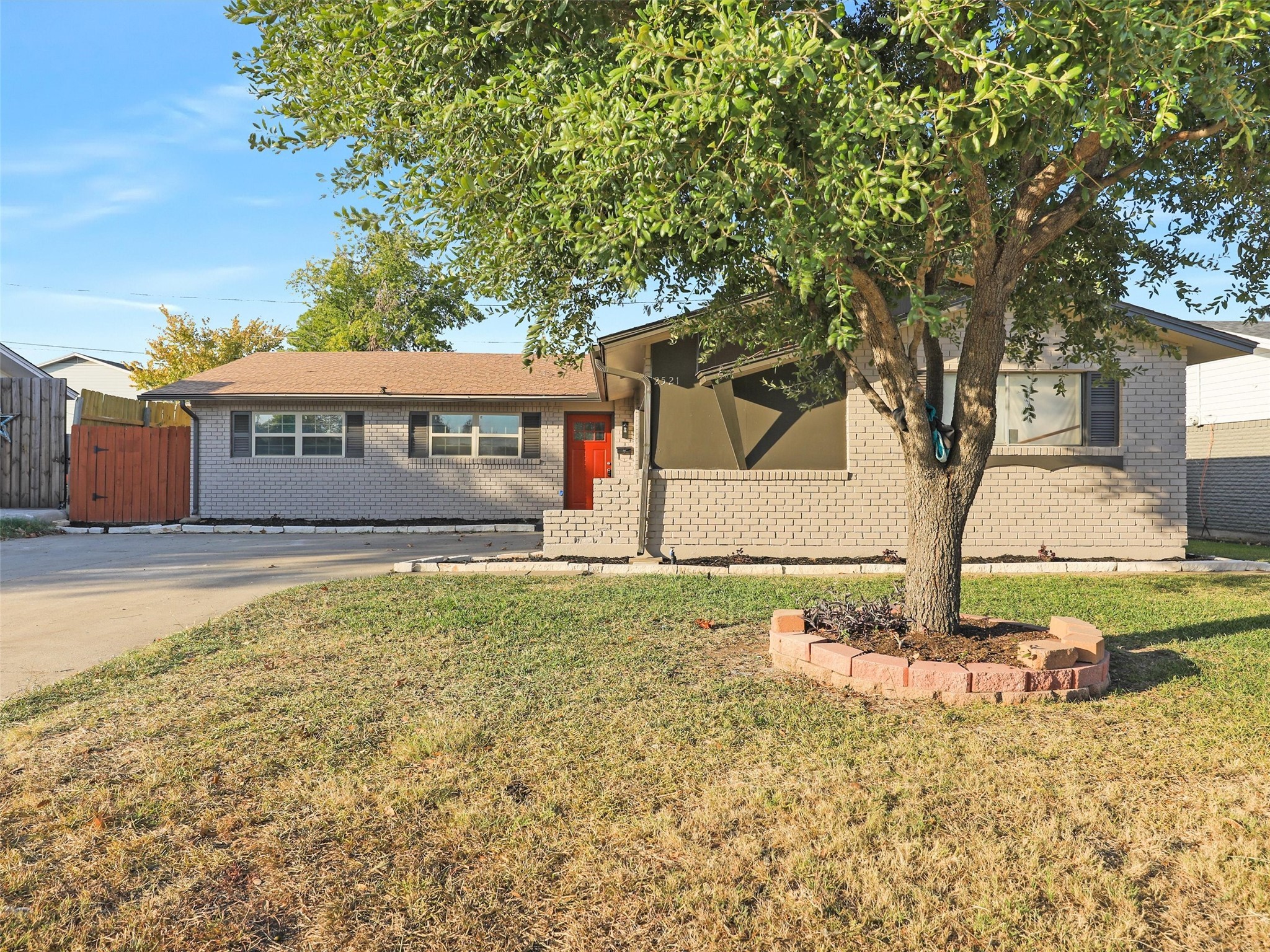 2521 Dewitt Street Irving TX 75062