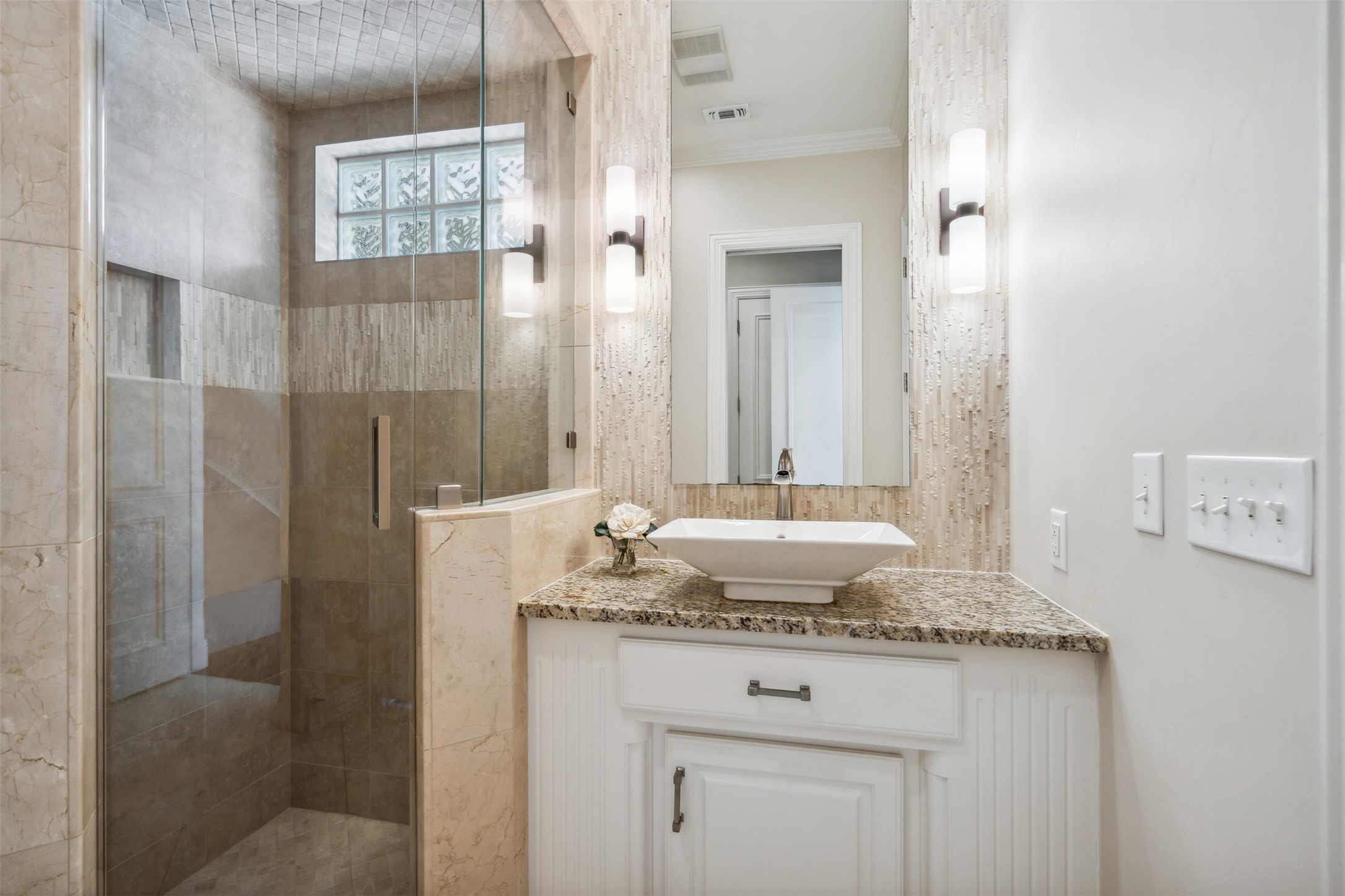 5785 Forest Highlands Drive Fort Worth TX 76132