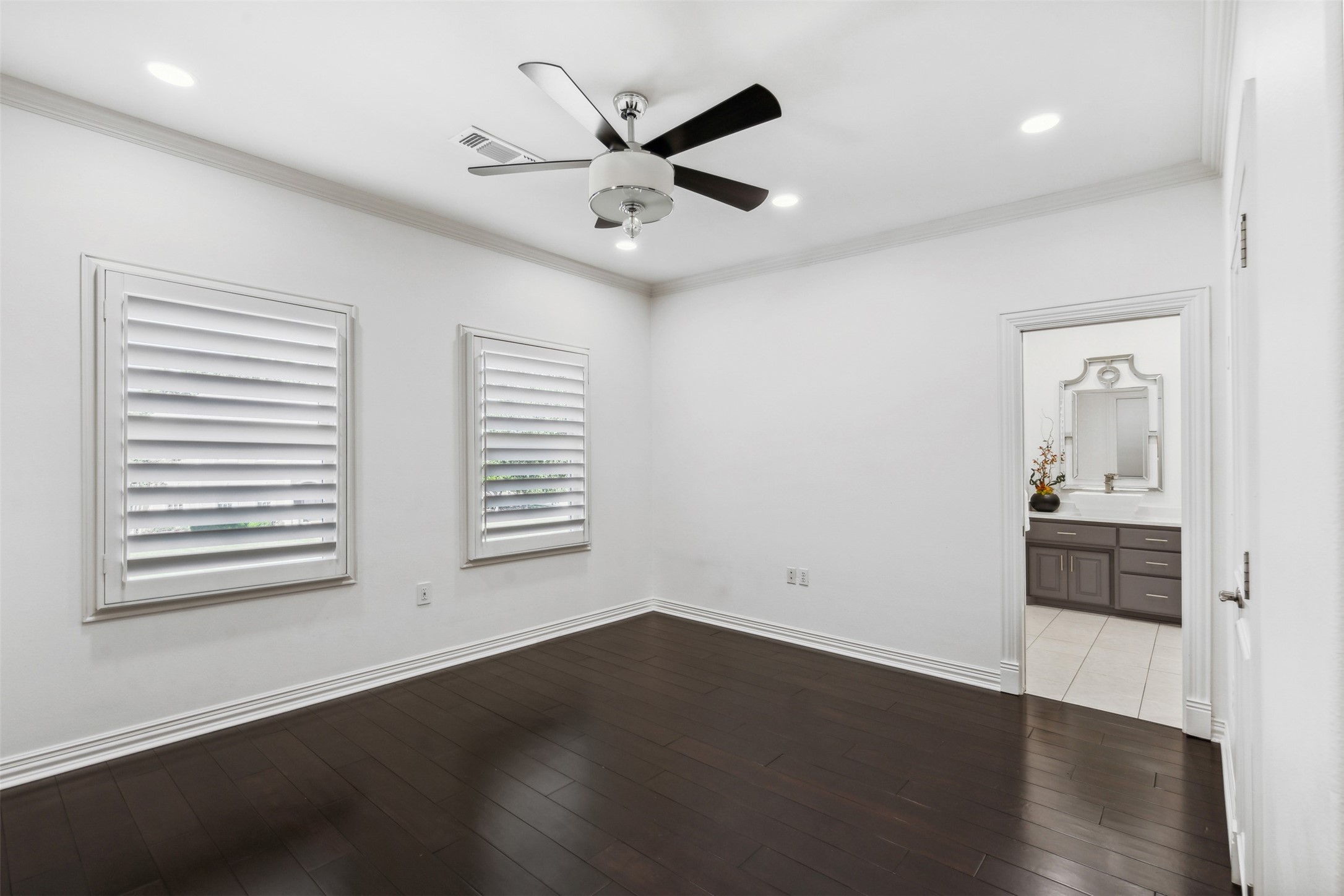 5785 Forest Highlands Drive Fort Worth TX 76132