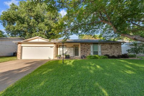 2611 Mintwood Place Arlington TX 76016