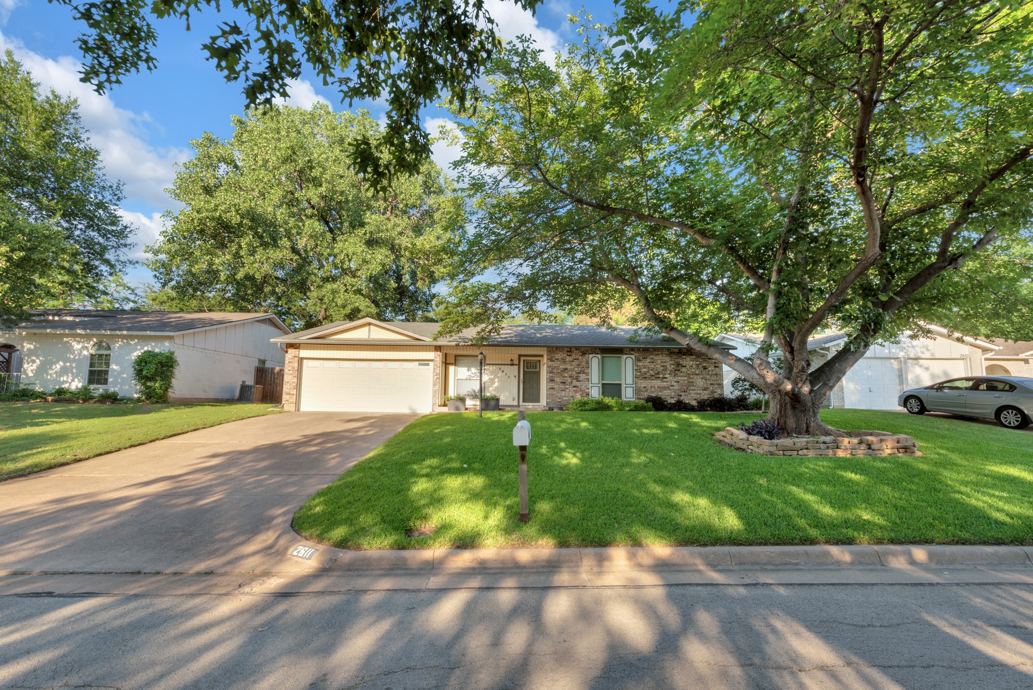 2611 Mintwood Place Arlington TX 76016