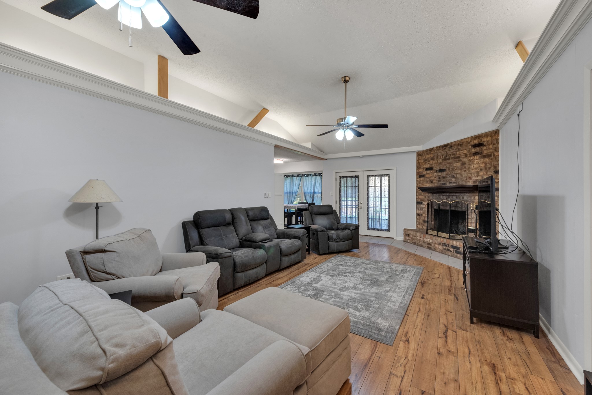 2611 Mintwood Place Arlington TX 76016