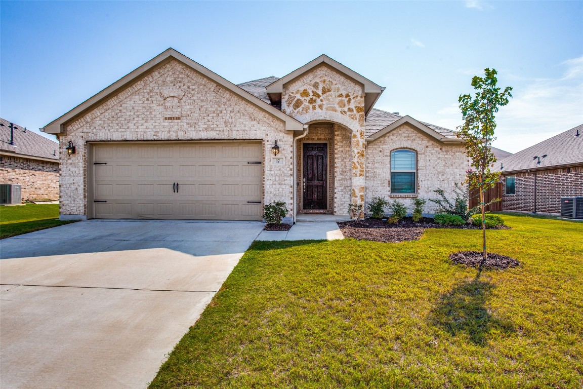 17 Mockingbird Lane Sanger TX 76266