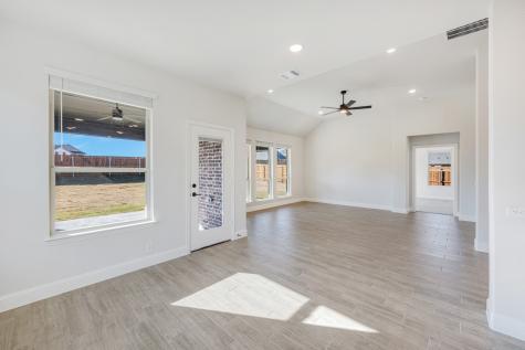 156 Rosewood Drive Glenn Heights TX 75154
