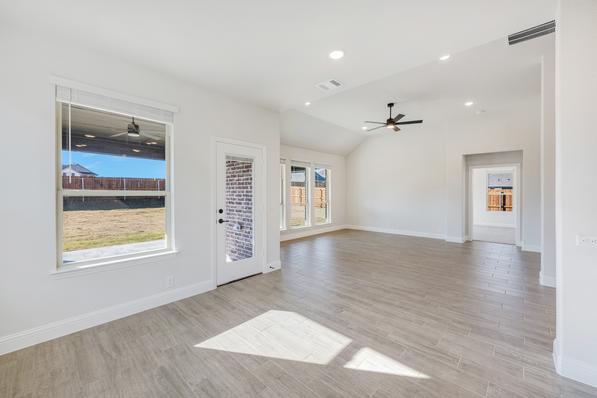 156 Rosewood Drive Glenn Heights TX 75154