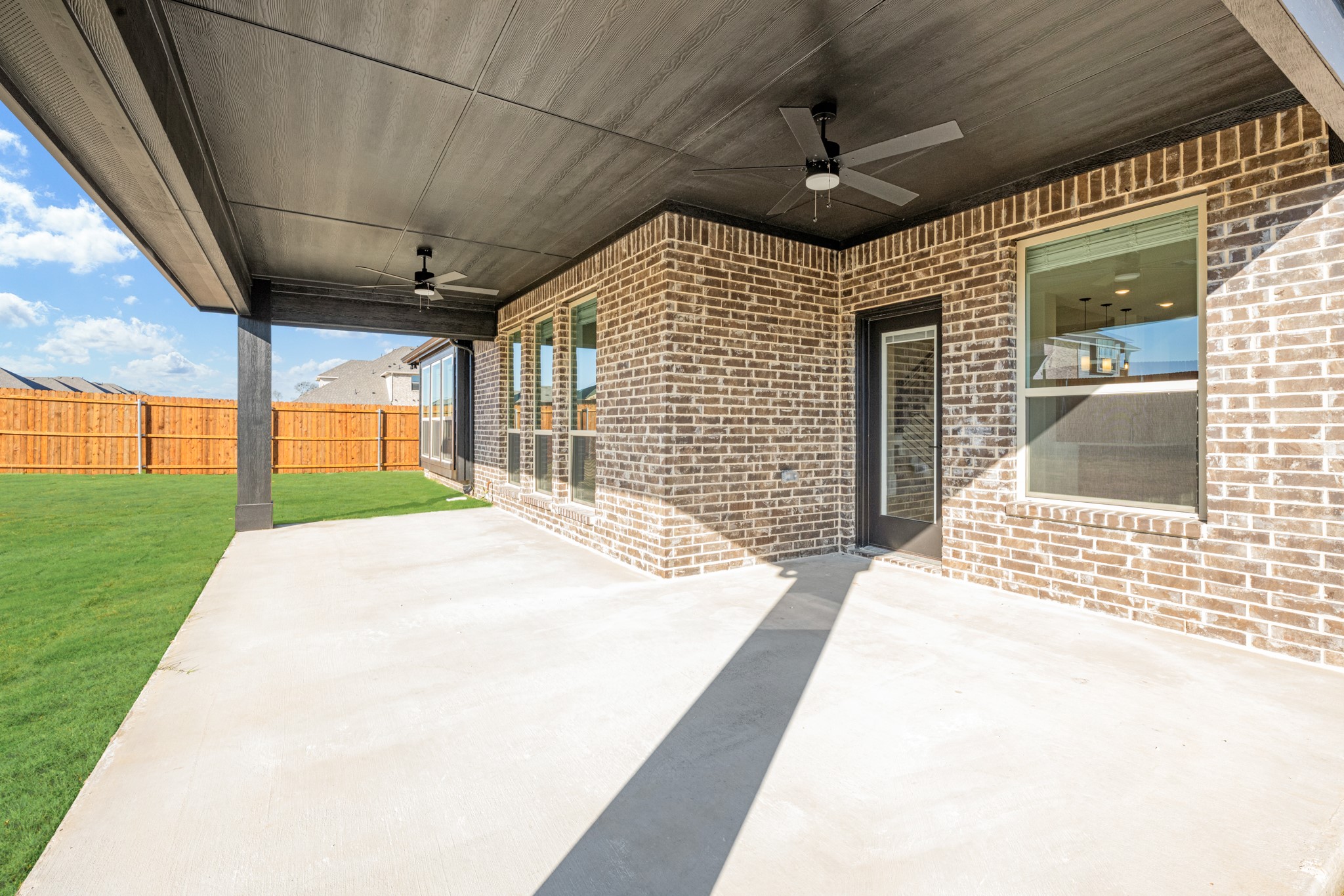 156 Rosewood Drive Glenn Heights TX 75154