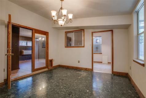 614 Marshalldell Avenue Dallas TX 75211