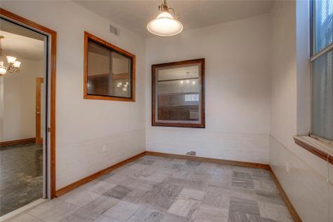 614 Marshalldell Avenue Dallas TX 75211