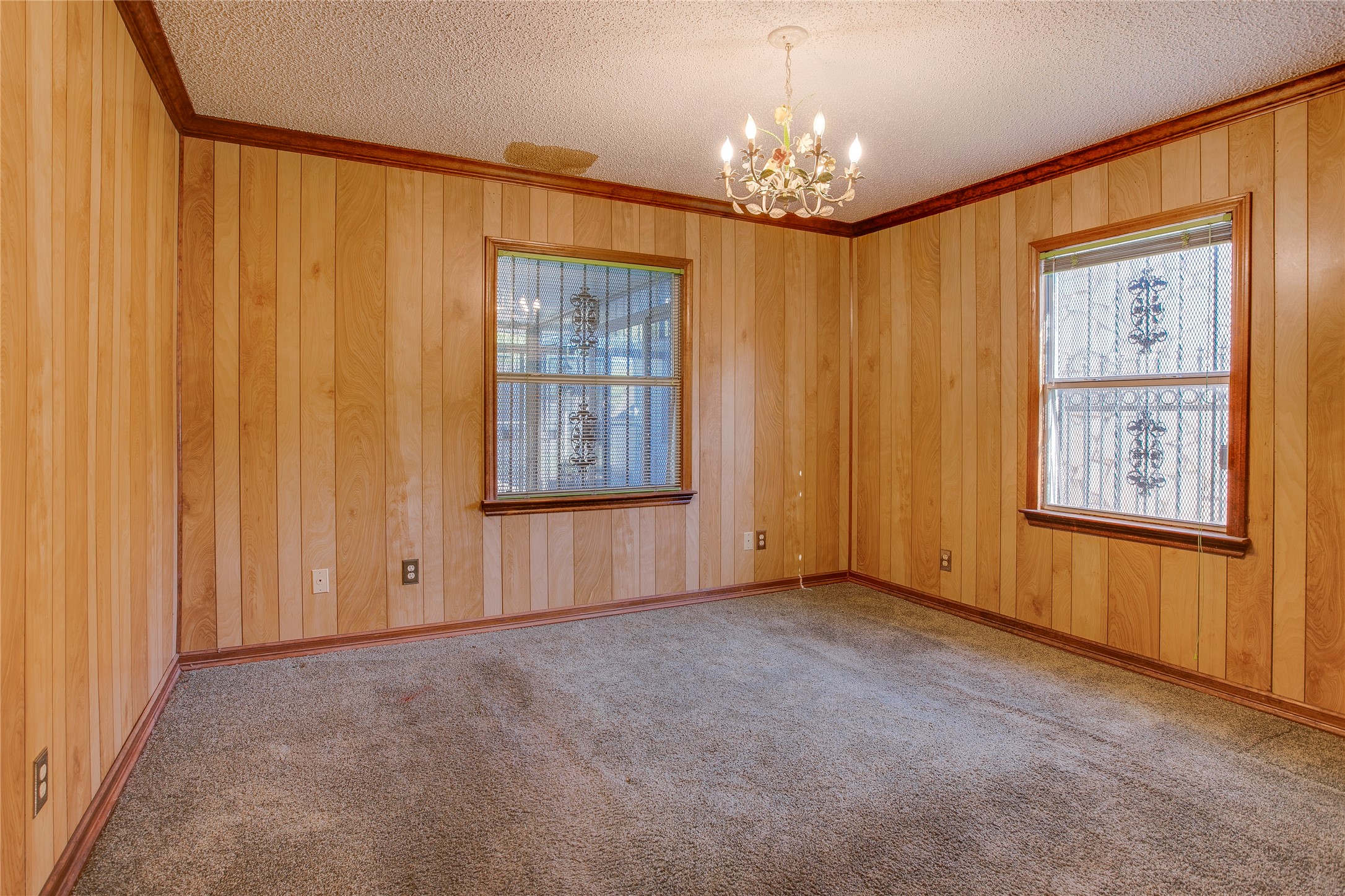 614 Marshalldell Avenue Dallas TX 75211