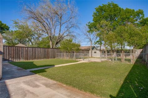 614 Marshalldell Avenue Dallas TX 75211