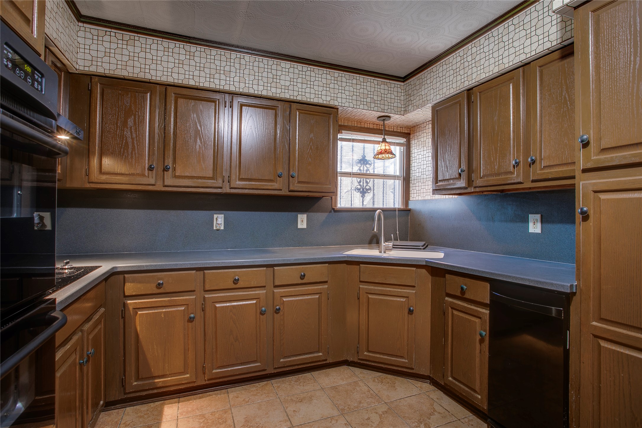 614 Marshalldell Avenue Dallas TX 75211