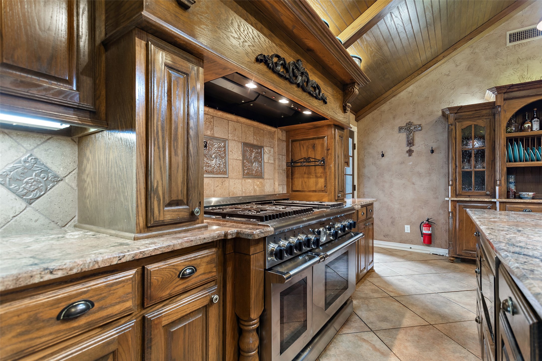 19678 County Road 4125 Lindale TX 75771