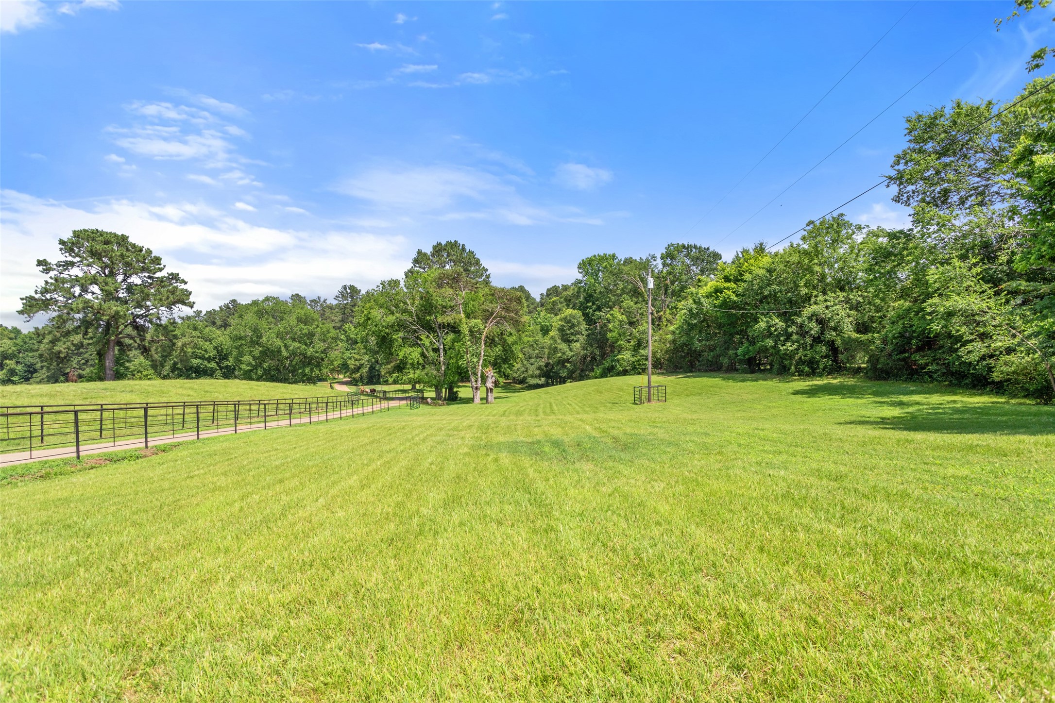 19678 County Road 4125 Lindale TX 75771