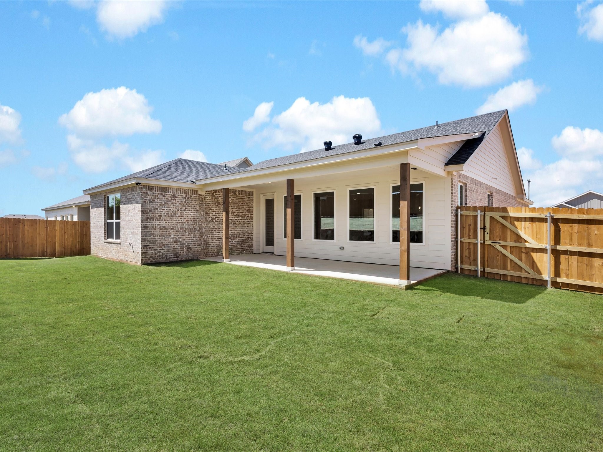 612 Jameson Springtown TX 76082