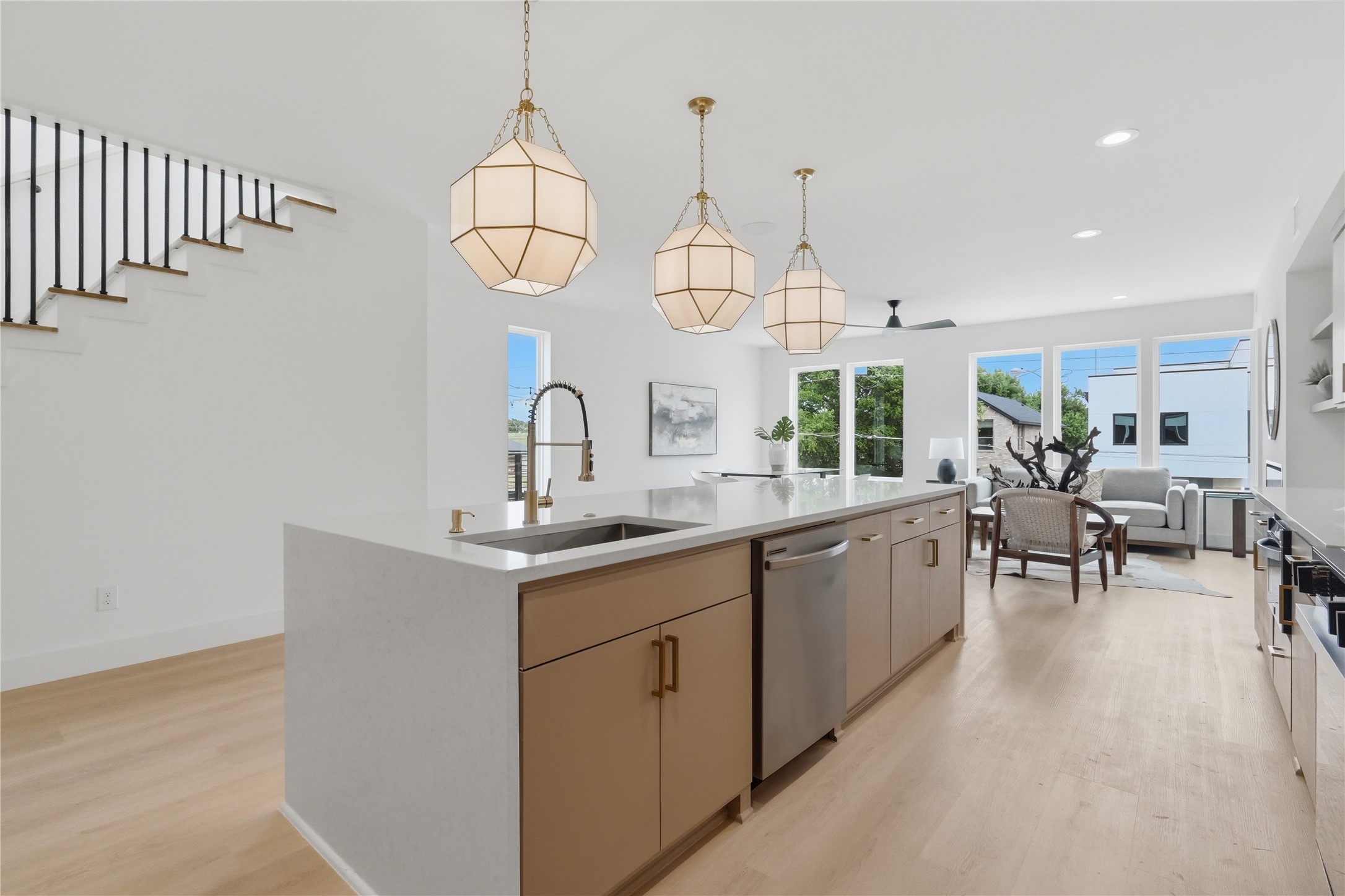 4009 Finis Lane Dallas TX 75212