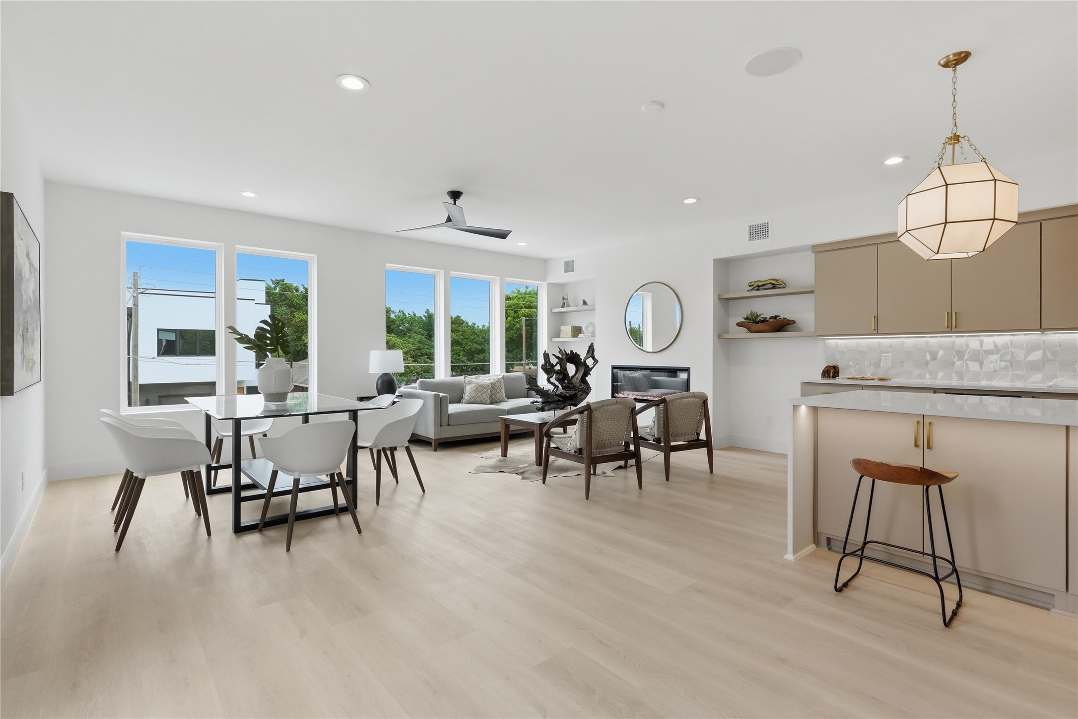4009 Finis Lane Dallas TX 75212