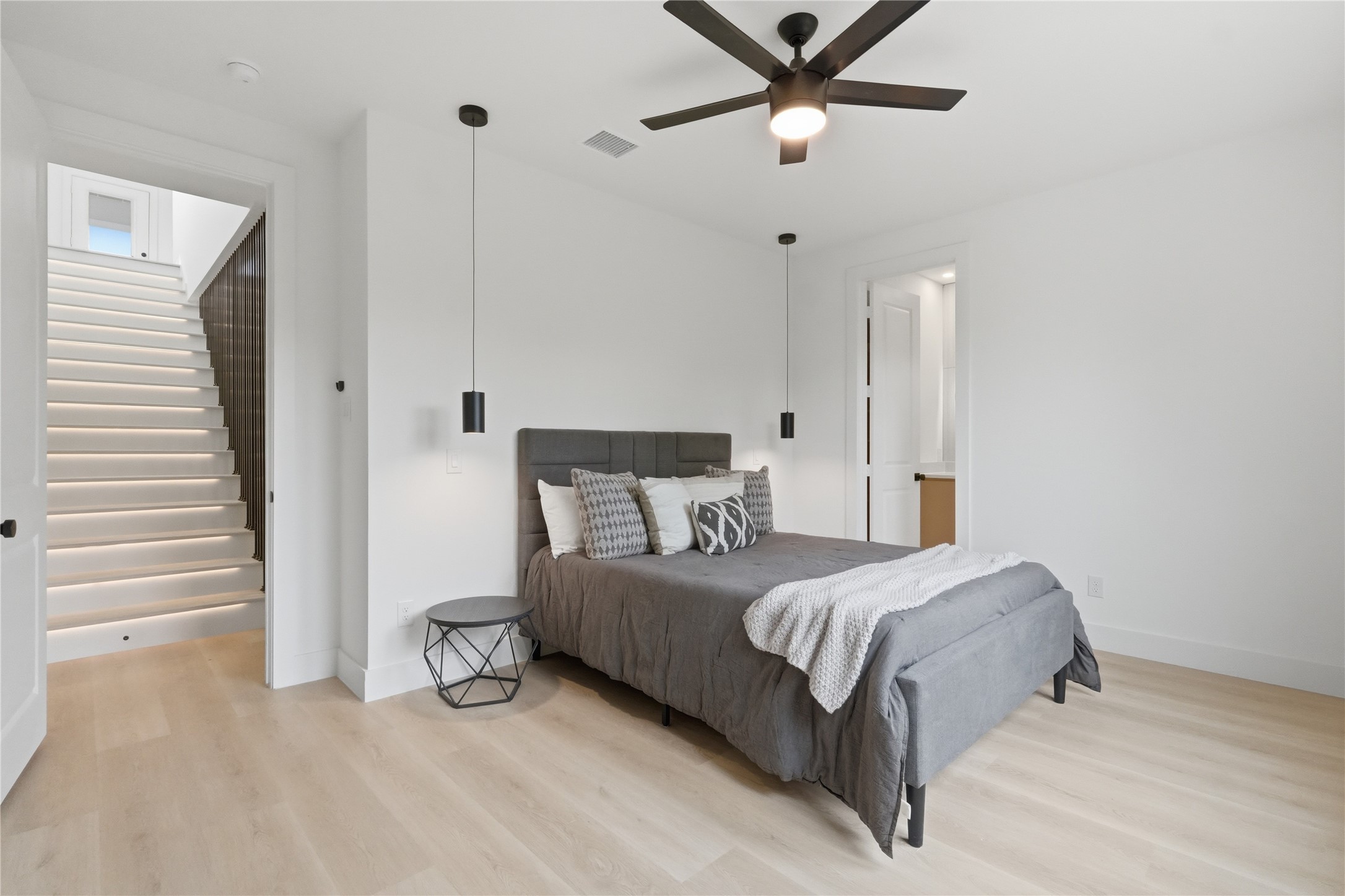 4009 Finis Lane Dallas TX 75212