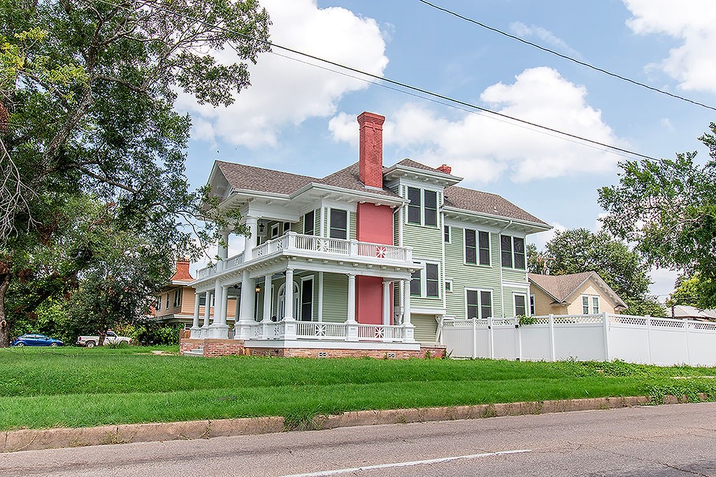 2420 Colcord Avenue Waco TX 76707