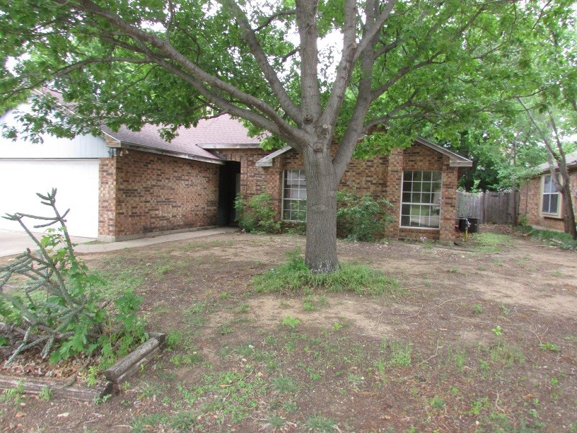 8337 Cloverglen Lane Fort Worth TX 76123
