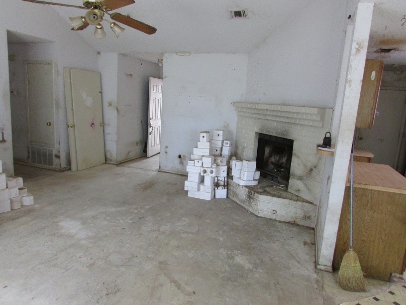 8337 Cloverglen Lane Fort Worth TX 76123