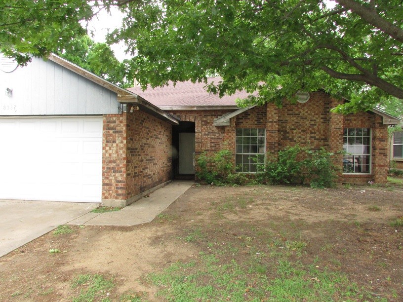 8337 Cloverglen Lane Fort Worth TX 76123